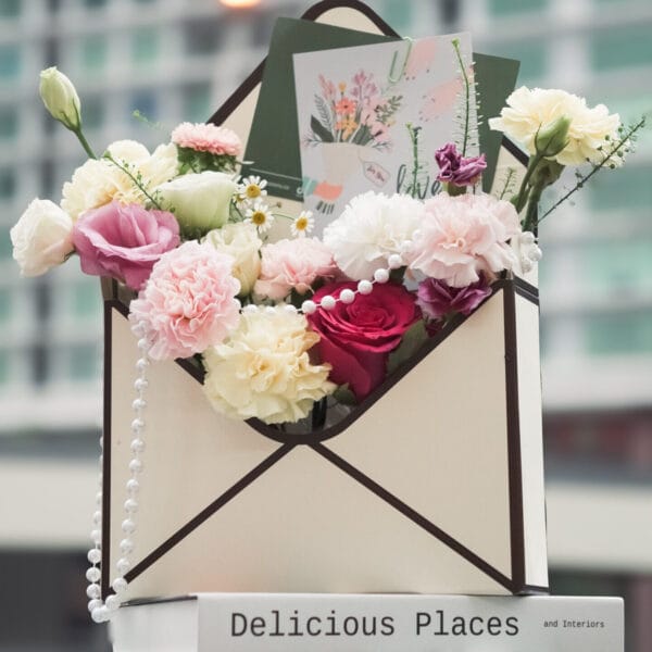 Letter of flowers