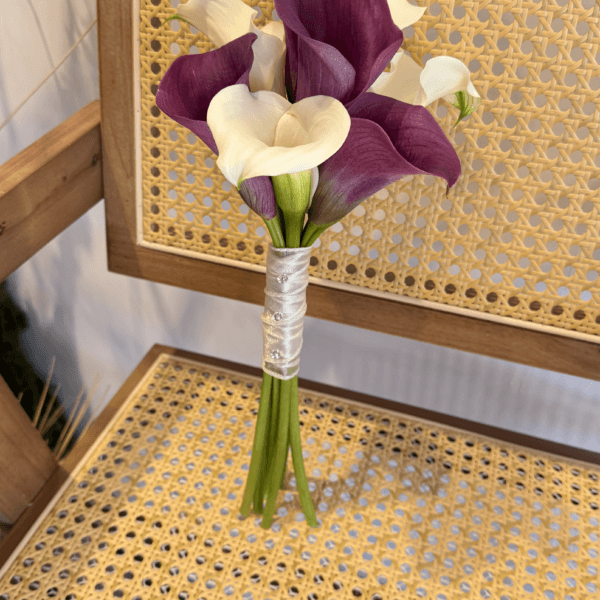 Sculpted Elegance
